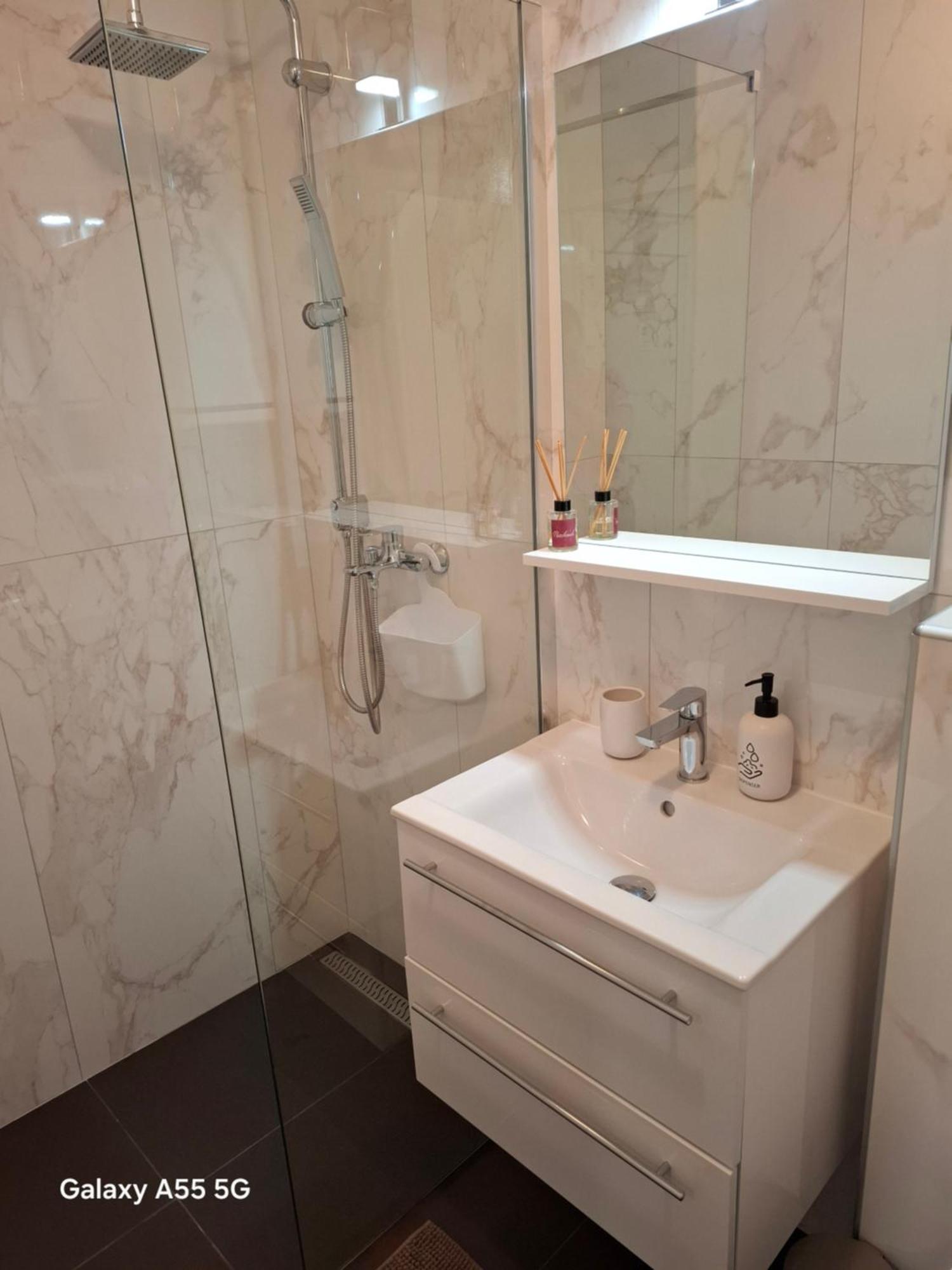 Studio Apartma Franca Umag Ngoại thất bức ảnh